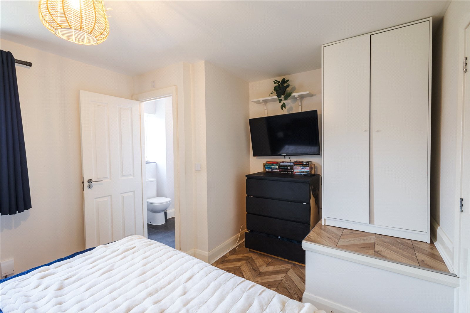 Miners Way, St Georges, Telford, TF2 - DB Roberts