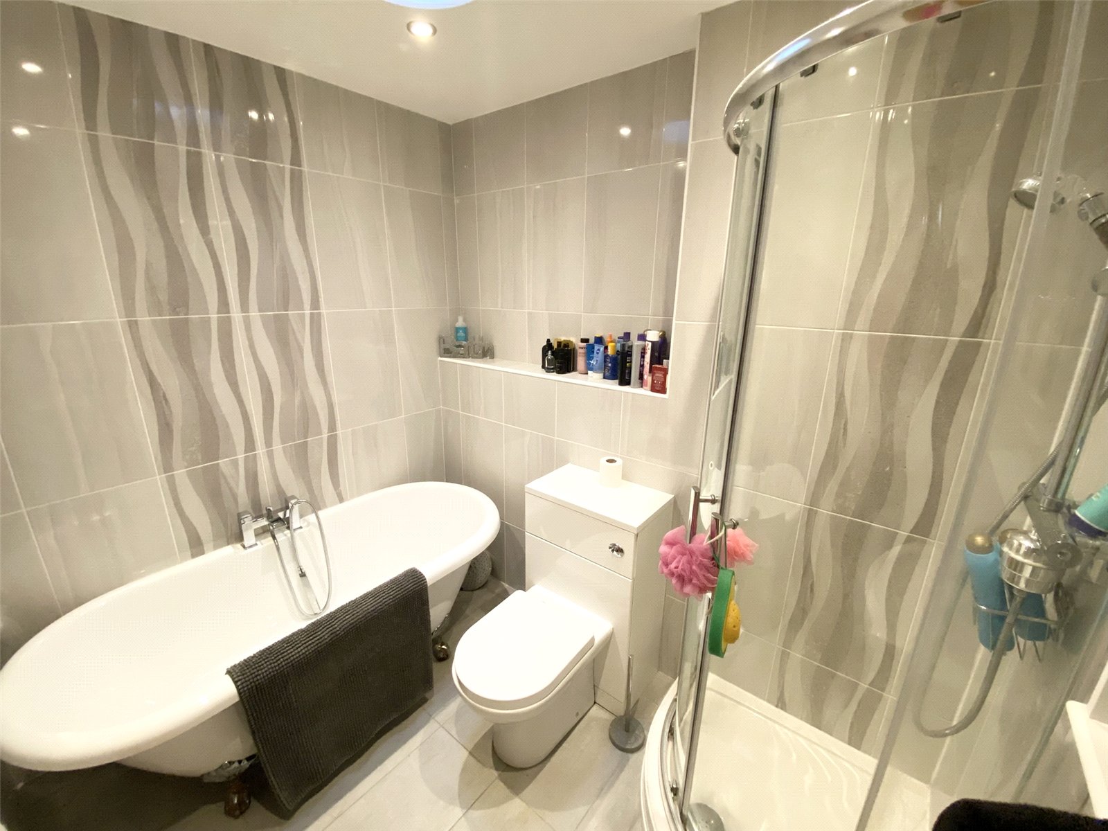 Hama Drive, Oakengates, Telford, TF2 - DB Roberts