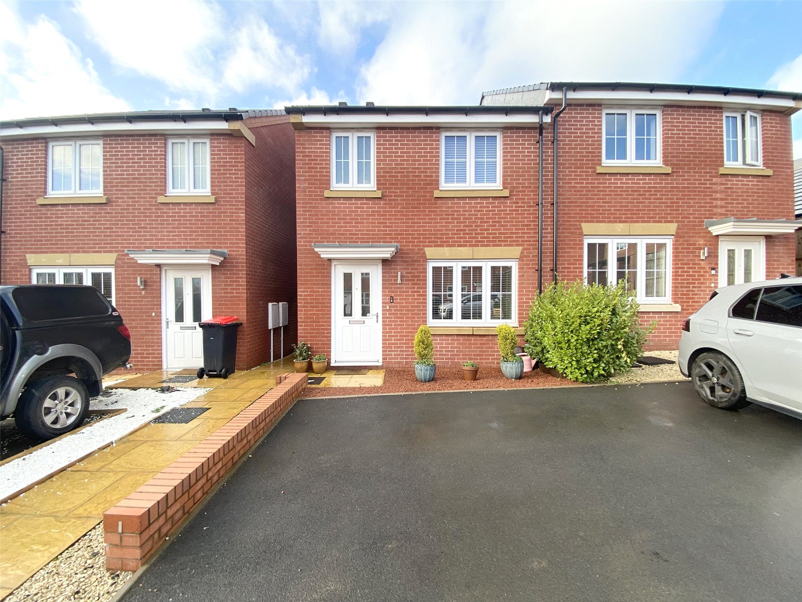 John Jaundrell Close, Priorslee, Telford, TF2 - DB Roberts