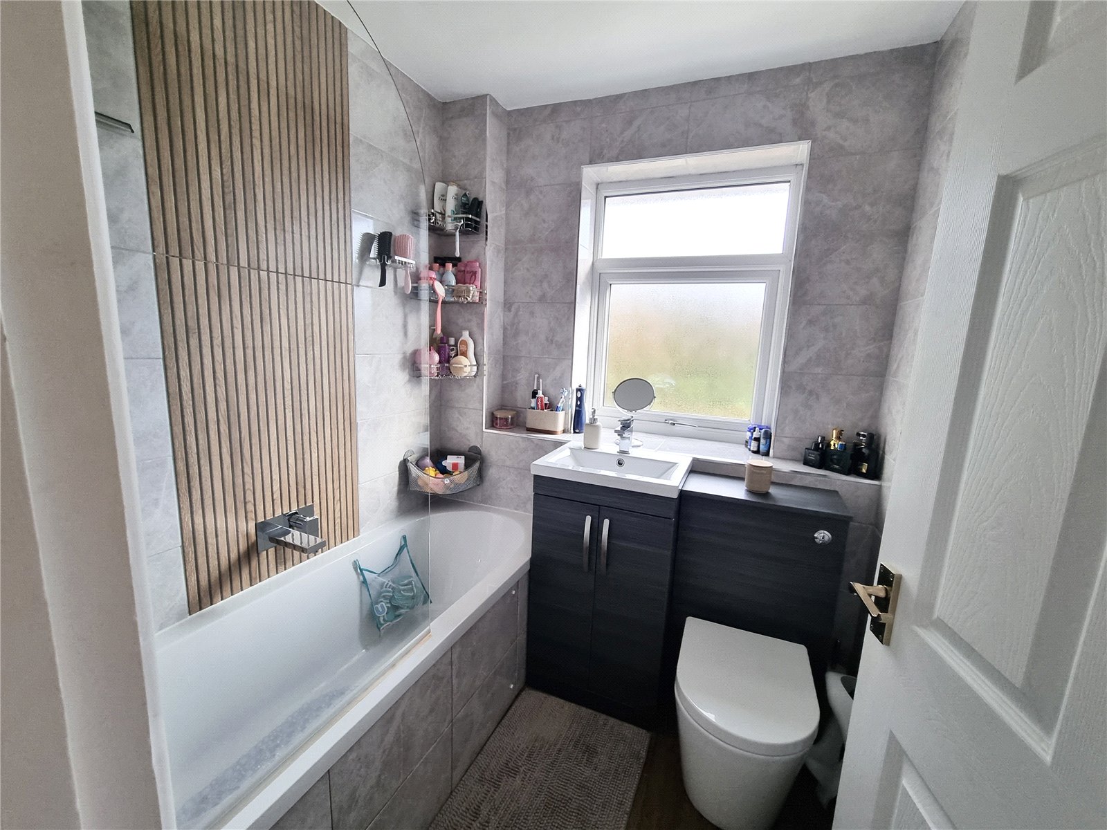 Hawthorne Close, Ketley Bank, Telford, TF2 - DB Roberts