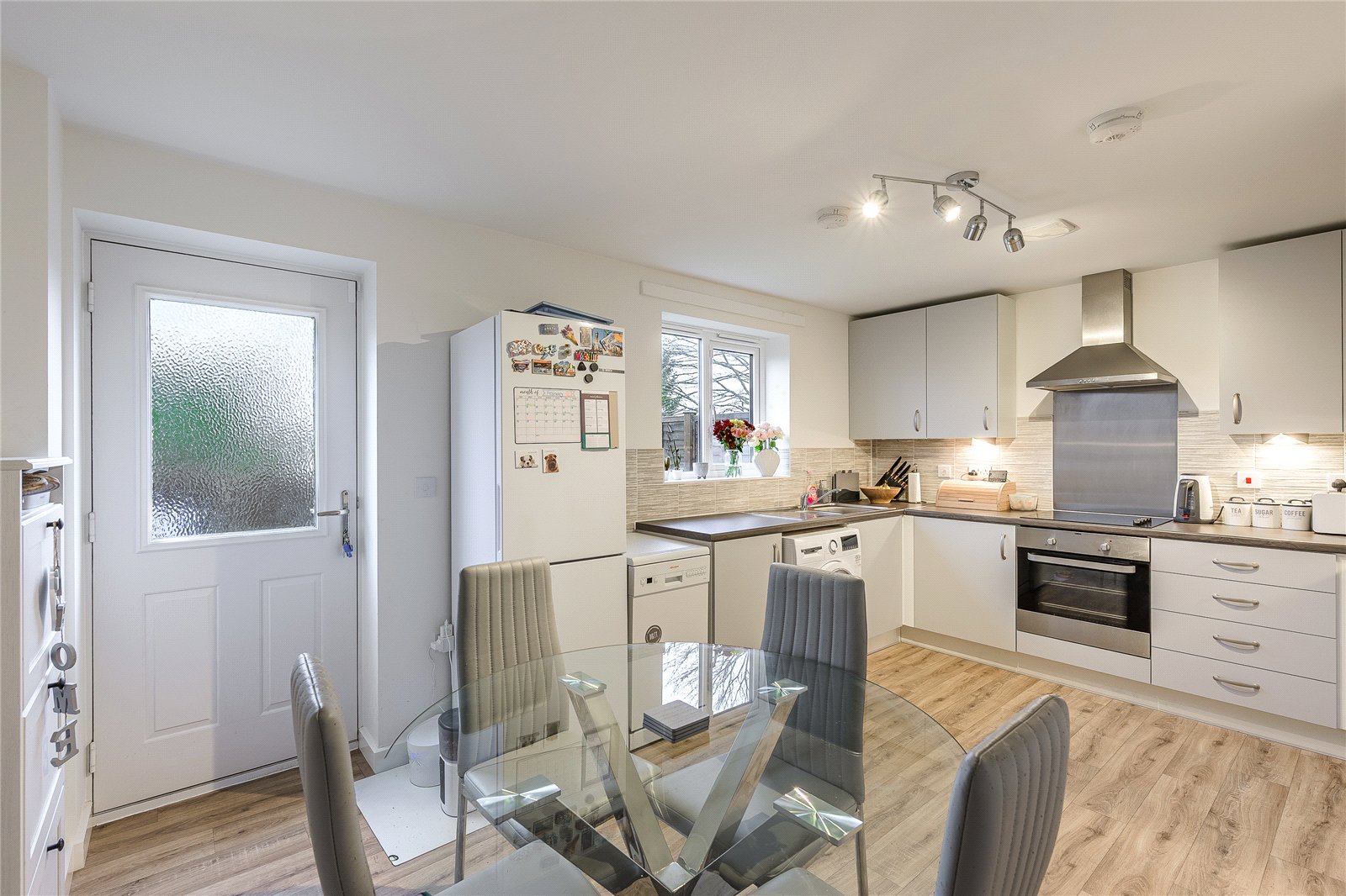 Billars Close, Codsall, Wolverhampton, WV8 - DB Roberts
