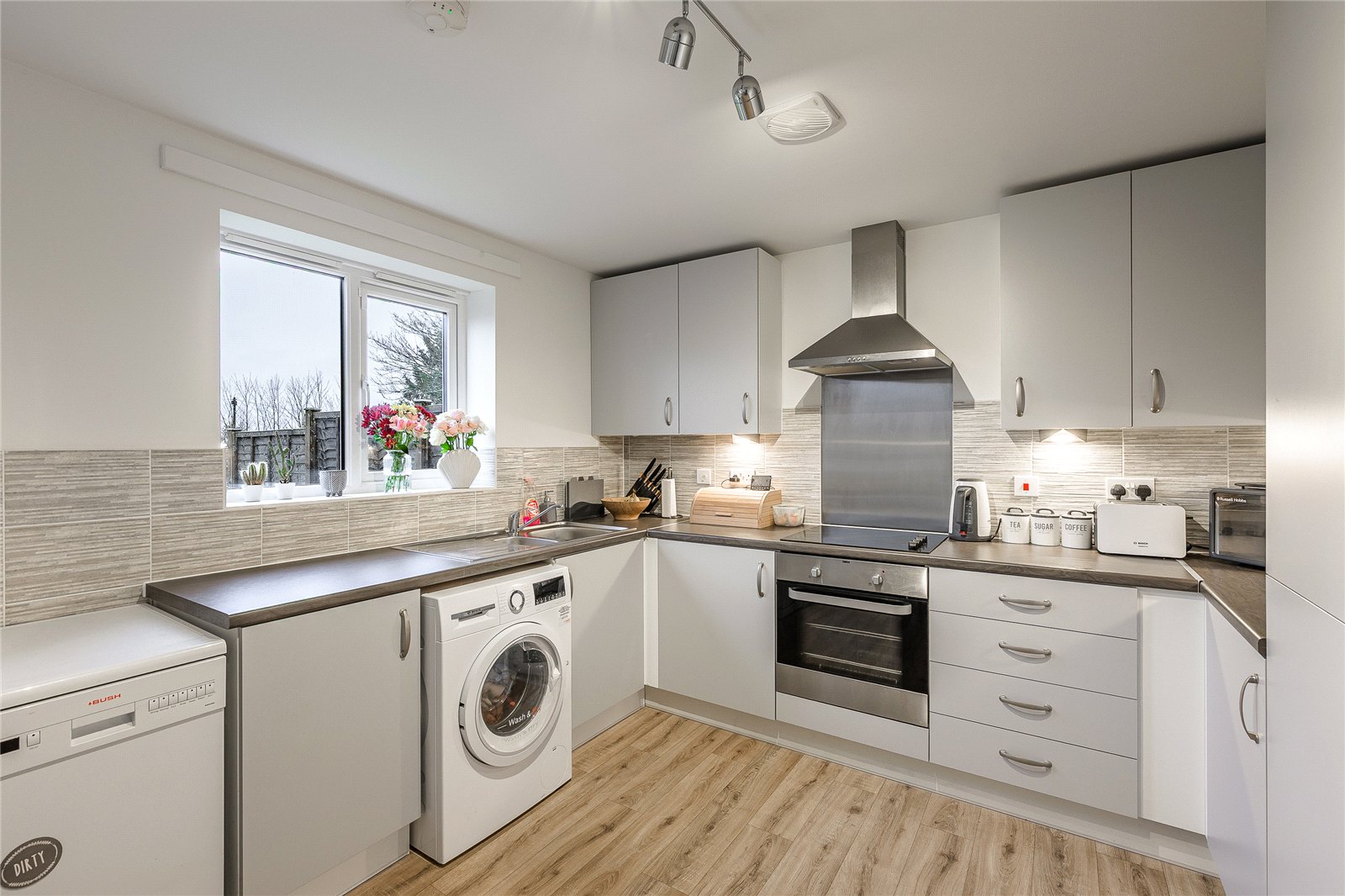 Billars Close, Codsall, Wolverhampton, WV8 - DB Roberts
