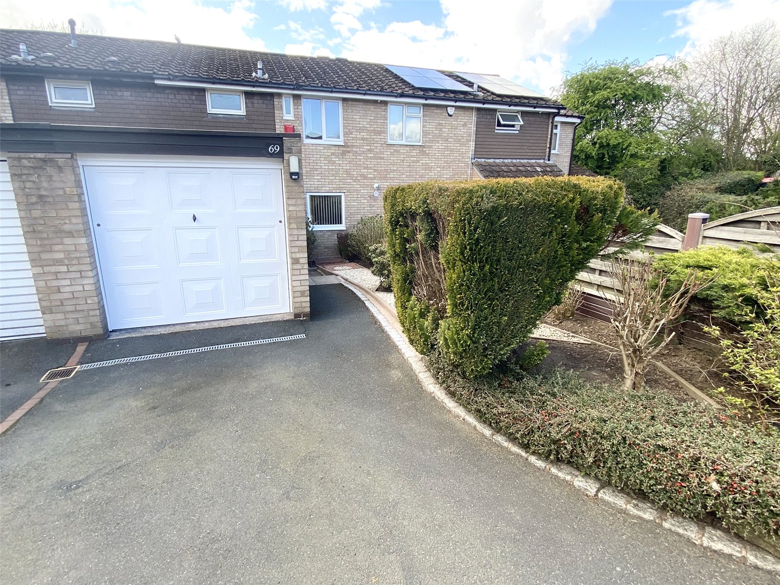 Dallamoor, Hollinswood, Telford, TF3 - DB Roberts