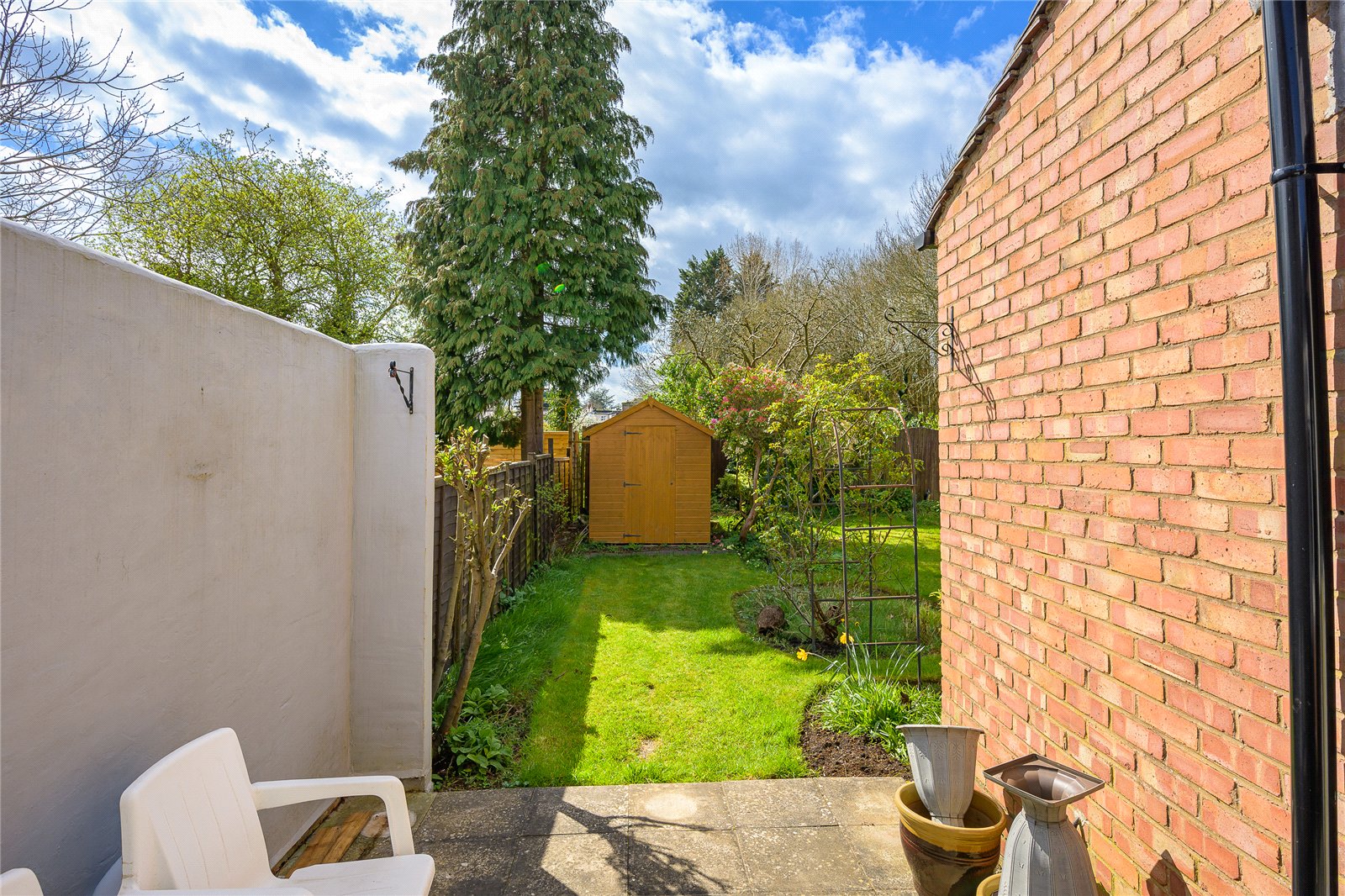 Burland Avenue, Claregate, Wolverhampton, WV6 - DB Roberts