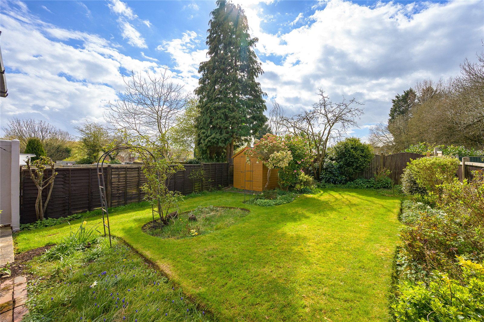 Burland Avenue, Claregate, Wolverhampton, WV6 - DB Roberts