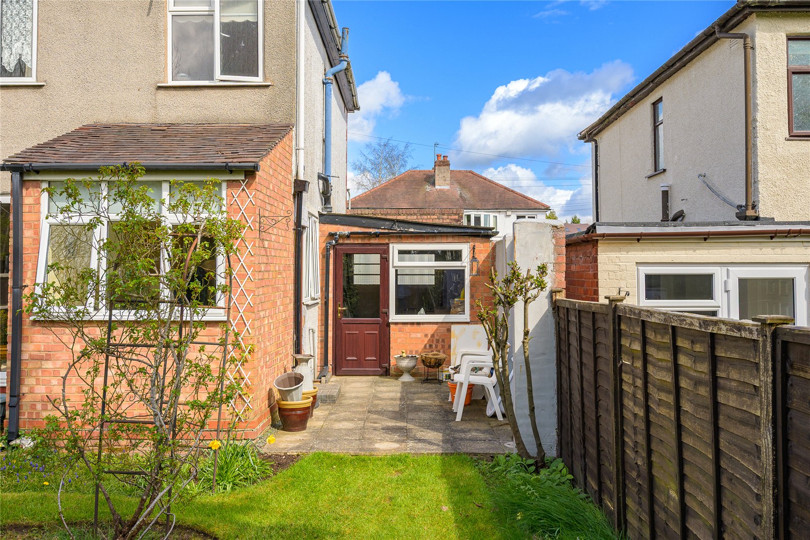 Burland Avenue, Claregate, Wolverhampton, WV6 - DB Roberts