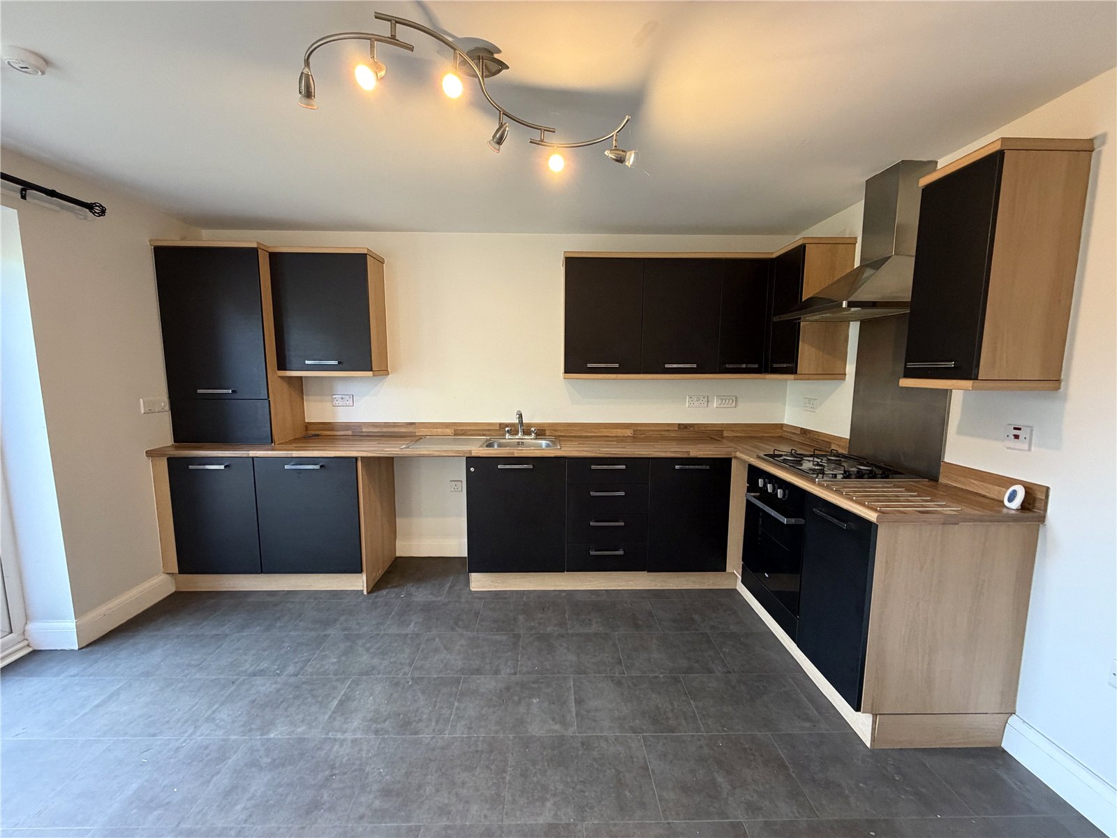Birchwood Close, Arleston, Telford, TF1 - DB Roberts