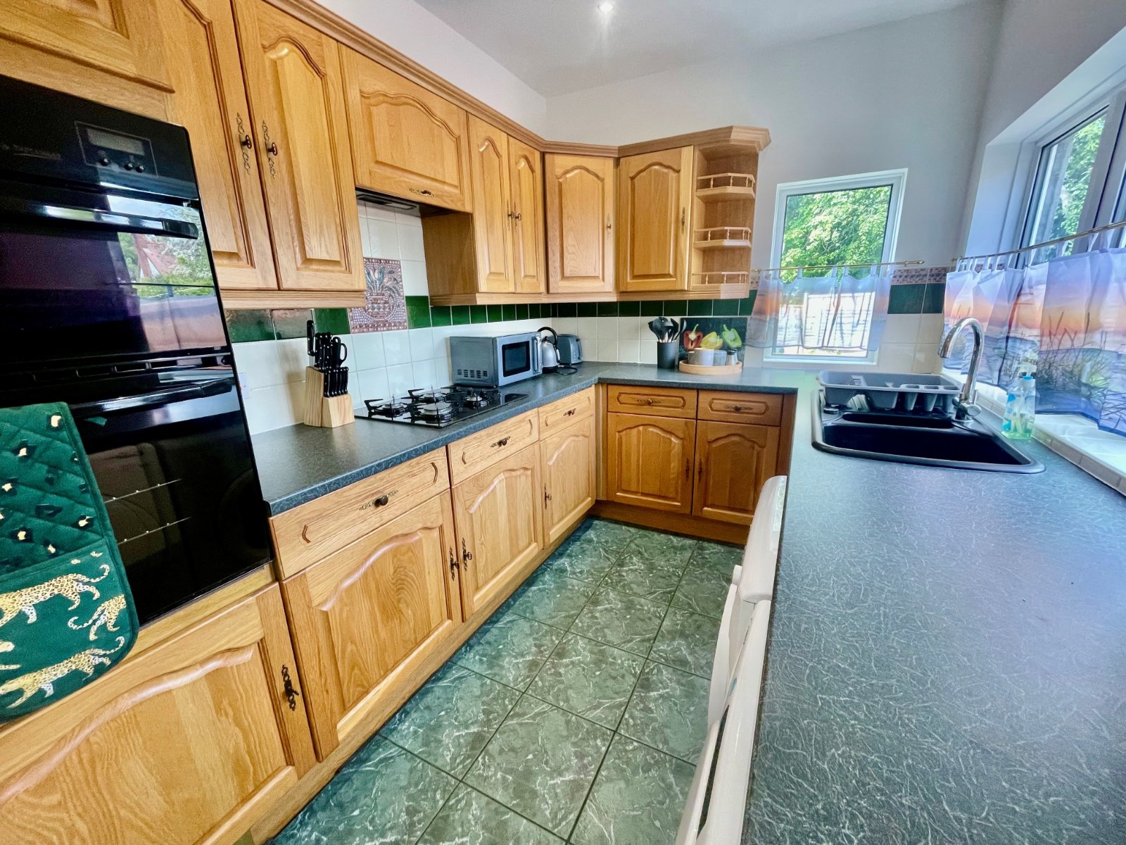 Penn Road, Wolverhampton, West Midlands, WV4 - DB Roberts