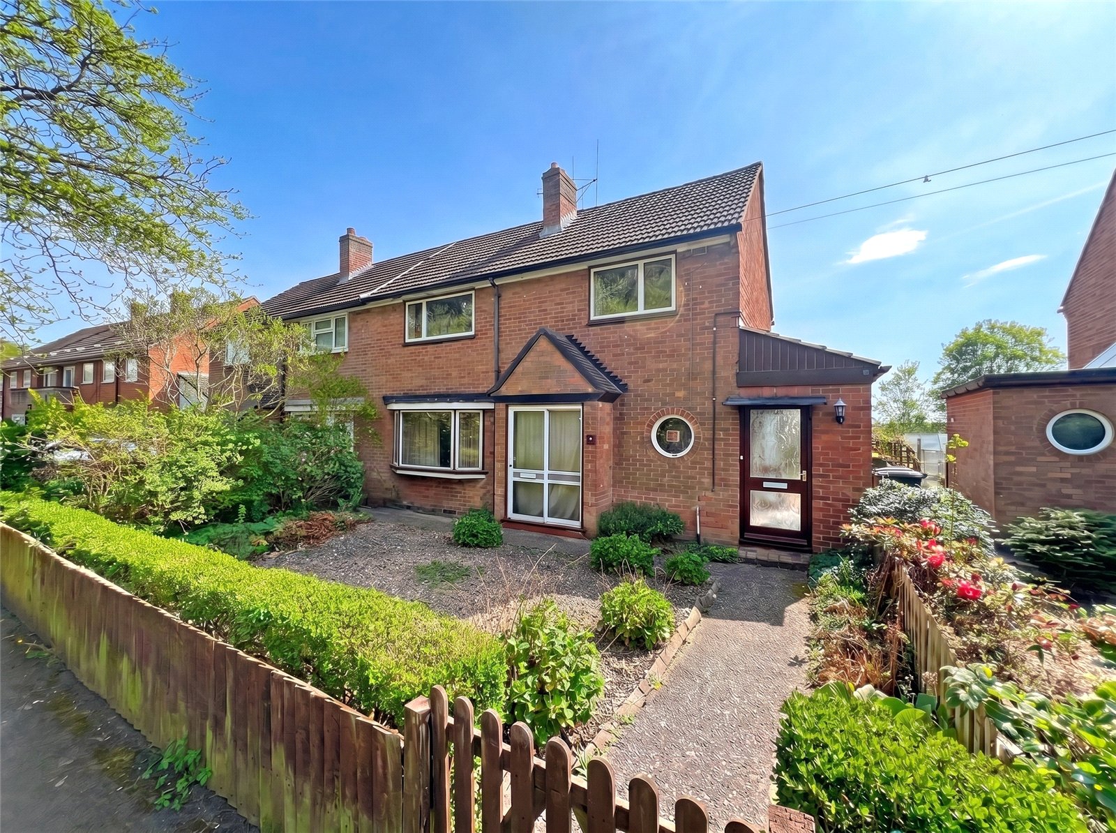 Manor Road, Dawley, Telford, TF4 - DB Roberts