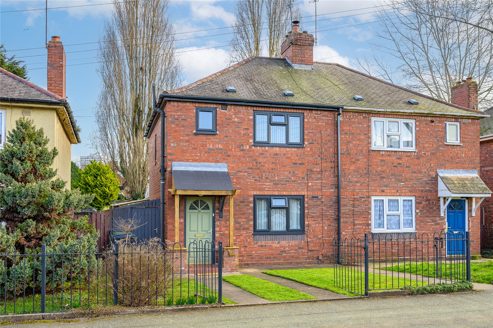 Burton Road, Heath Town, Wolverhampton, WV10 - DB Roberts