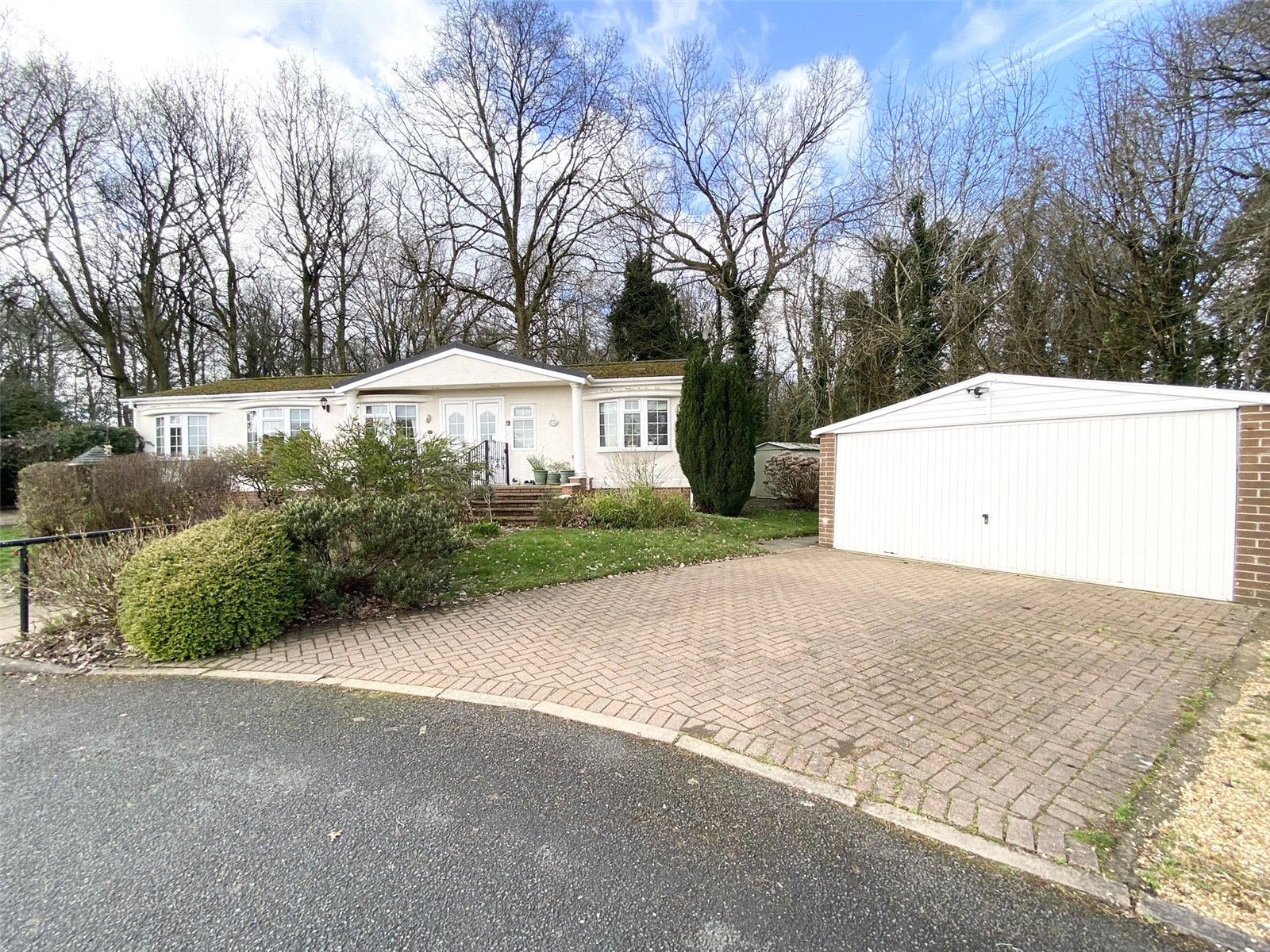 Tweedale Drive, Severn Gorge Park, Telford, TF7 - DB Roberts
