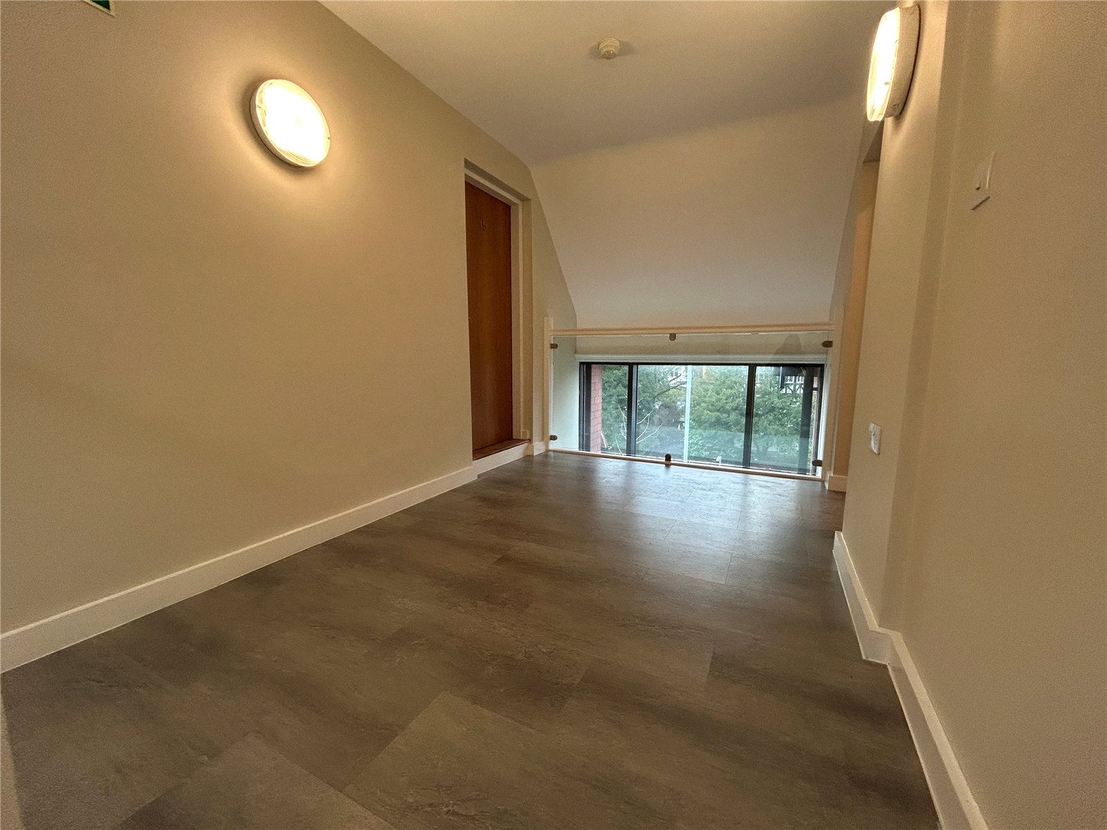 Apartment 18, Balfour Crescent, Tettenhall, Wolverhampton, WV6 - DB Roberts
