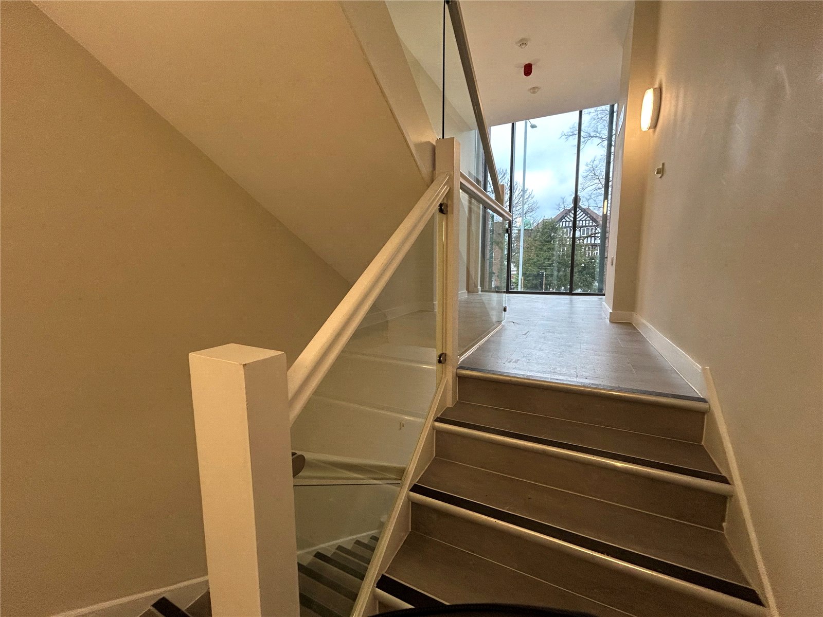 Apartment 18, Balfour Crescent, Tettenhall, Wolverhampton, WV6 - DB Roberts