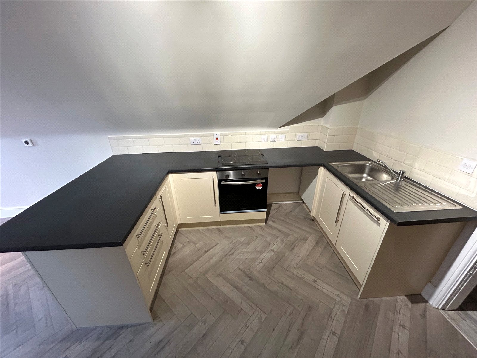 Apartment 18, Balfour Crescent, Tettenhall, Wolverhampton, WV6 - DB Roberts