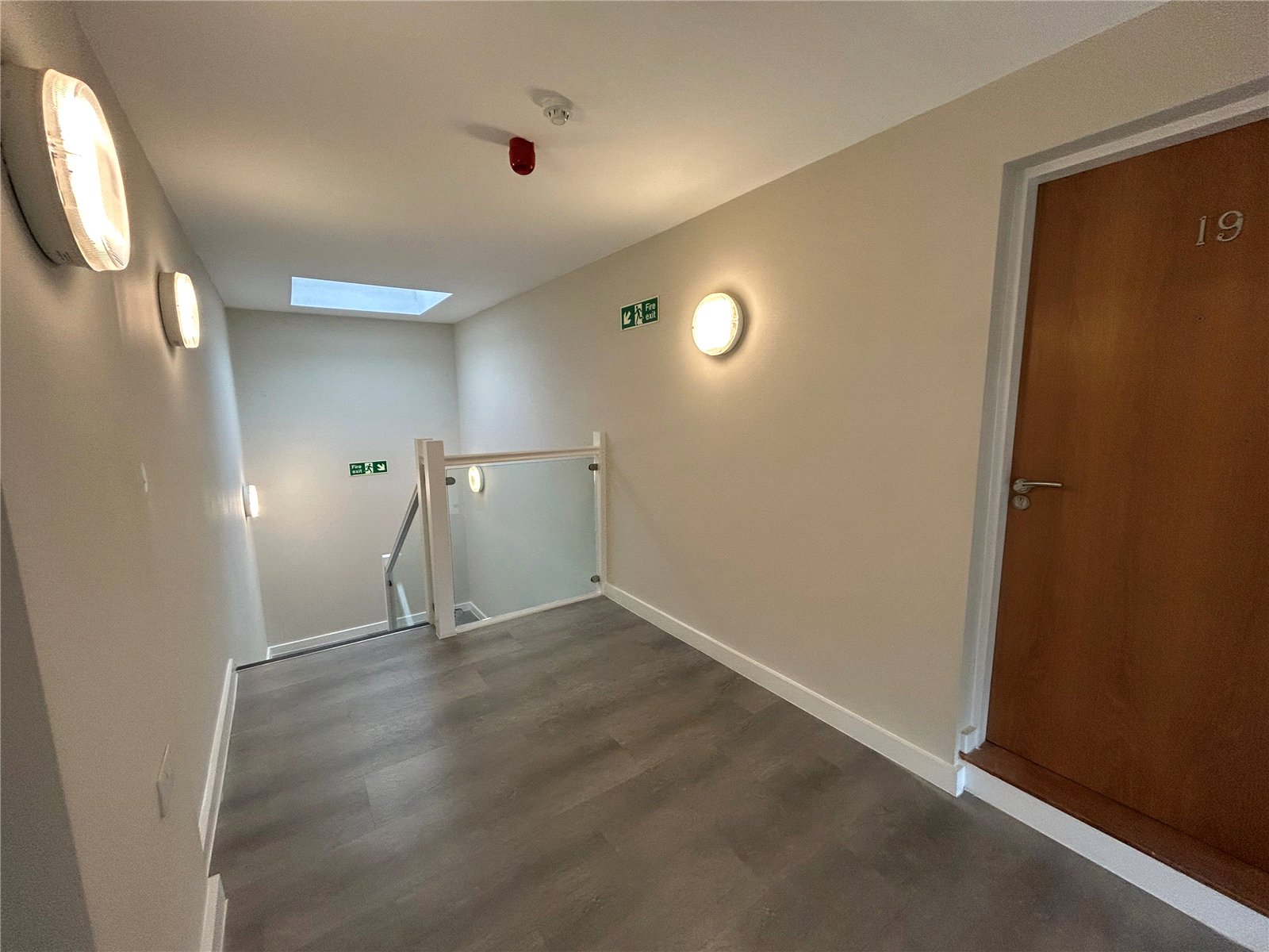 Apartment 18, Balfour Crescent, Tettenhall, Wolverhampton, WV6 - DB Roberts