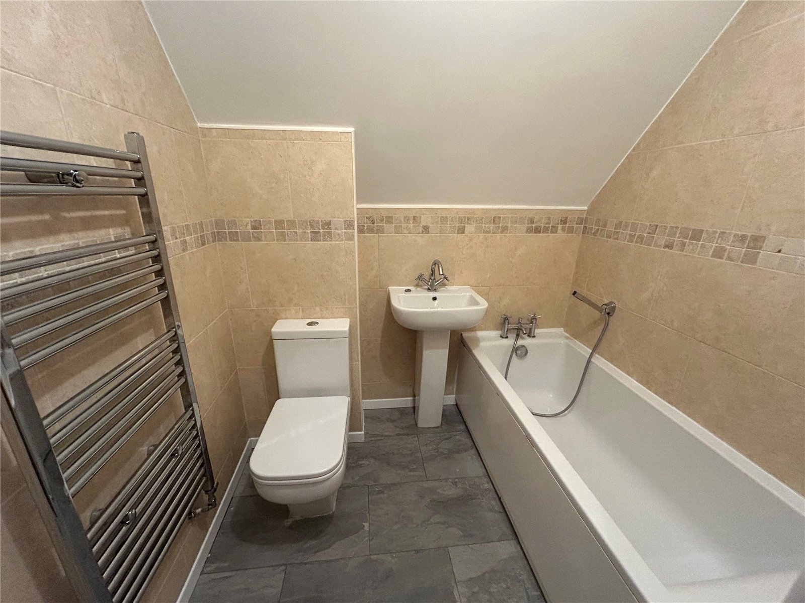 Apartment 18, Balfour Crescent, Tettenhall, Wolverhampton, WV6 - DB Roberts