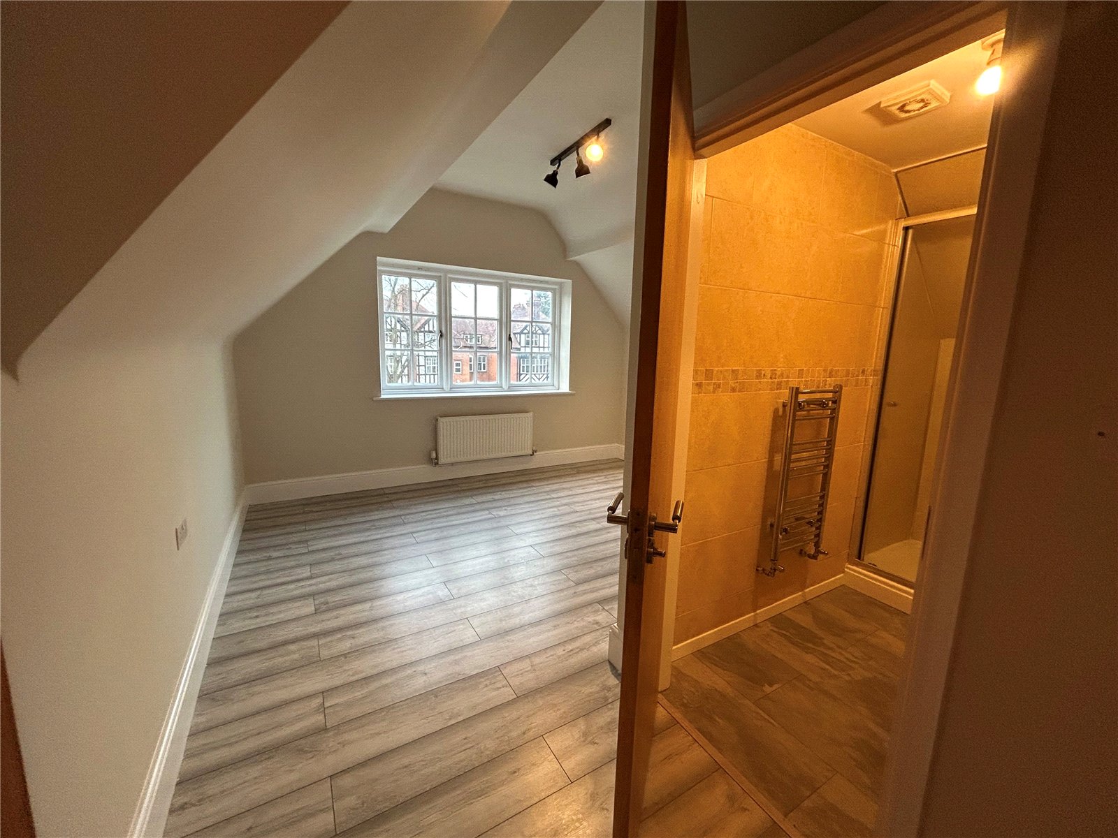 Apartment 18, Balfour Crescent, Tettenhall, Wolverhampton, WV6 - DB Roberts