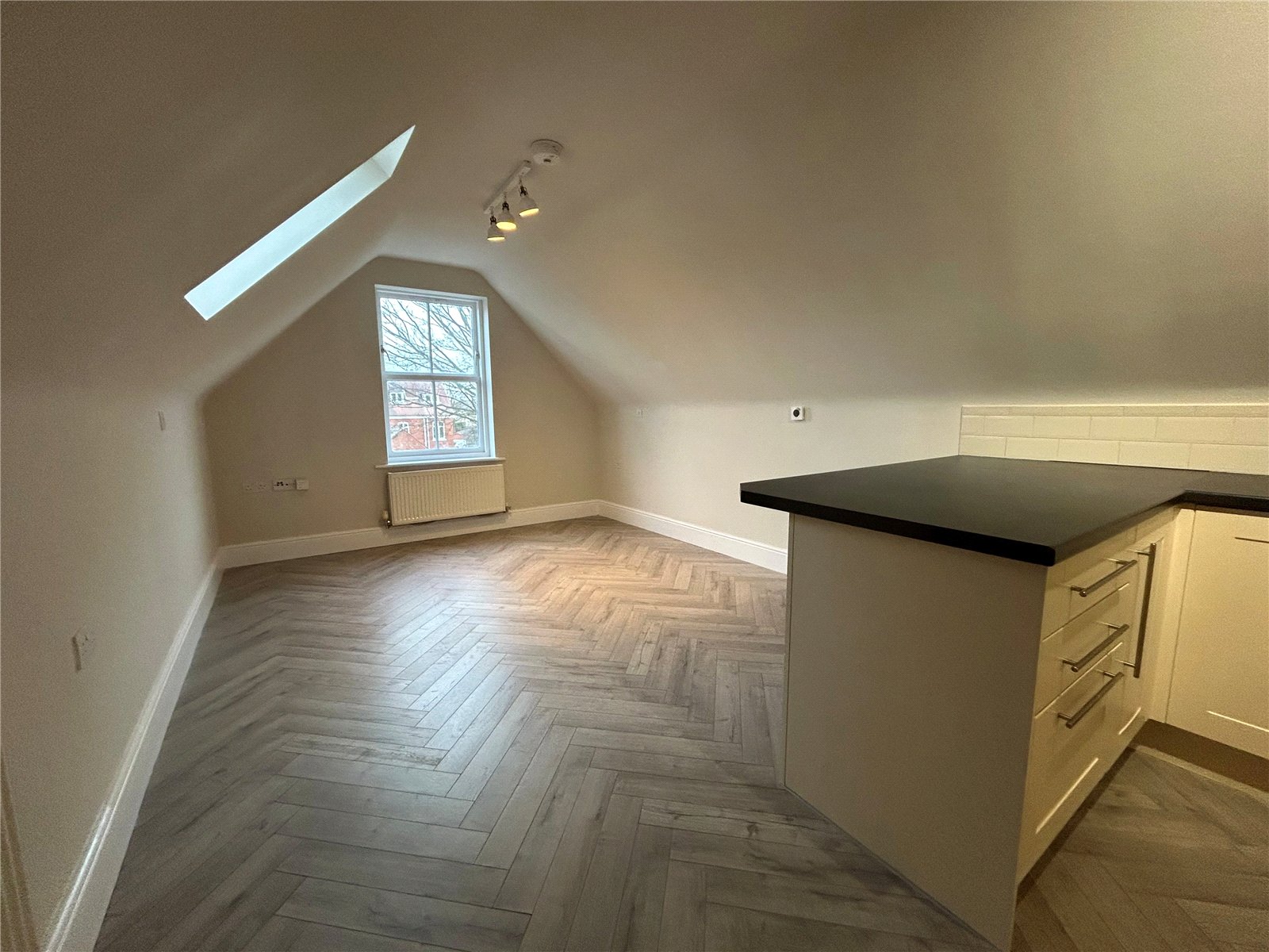 Apartment 18, Balfour Crescent, Tettenhall, Wolverhampton, WV6 - DB Roberts
