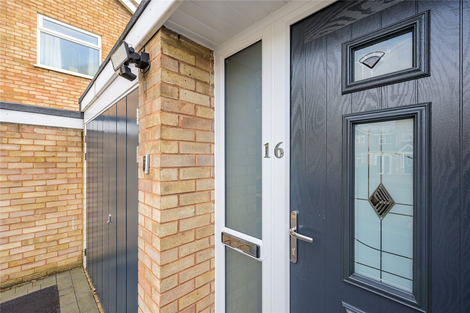 Brookdale Drive, Penn, Wolverhampton, WV4 - DB Roberts