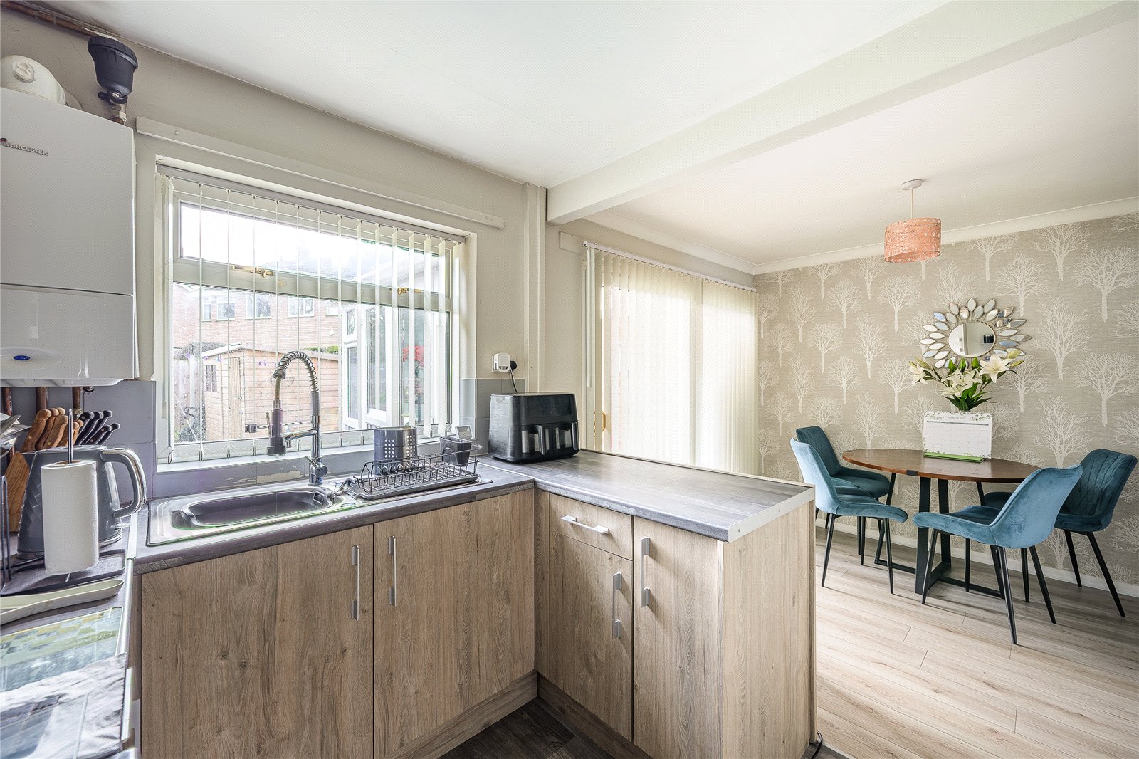 Brookdale Drive, Penn, Wolverhampton, WV4 - DB Roberts