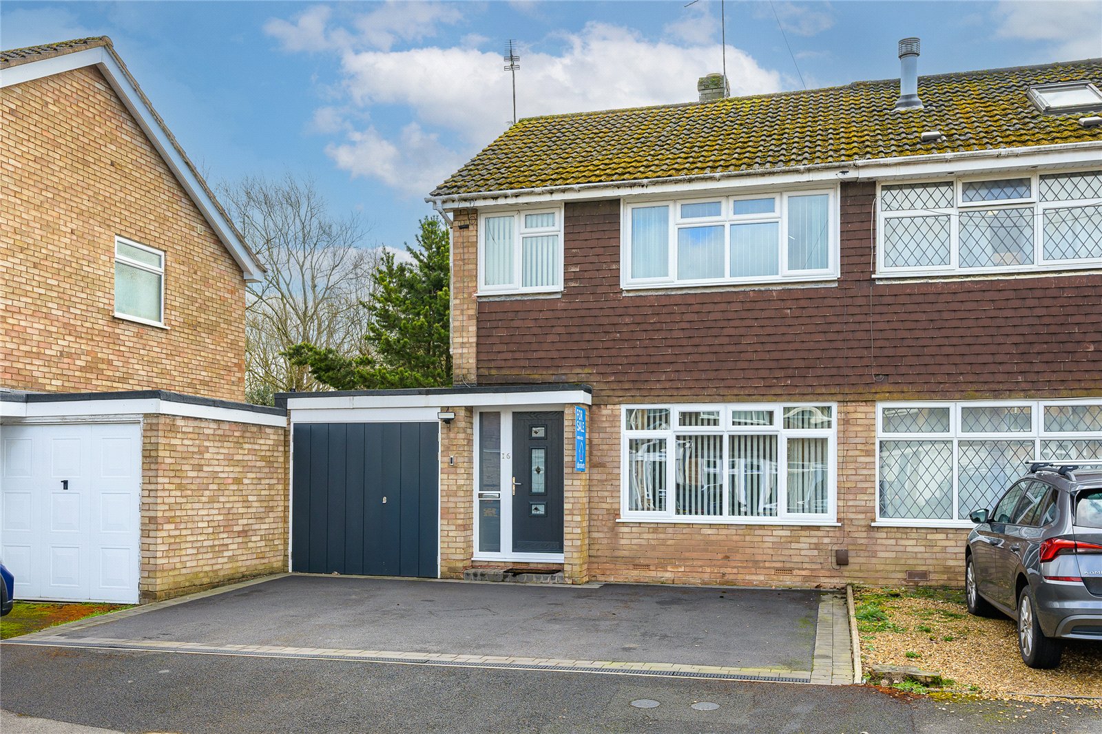 Brookdale Drive, Penn, Wolverhampton, WV4 - DB Roberts