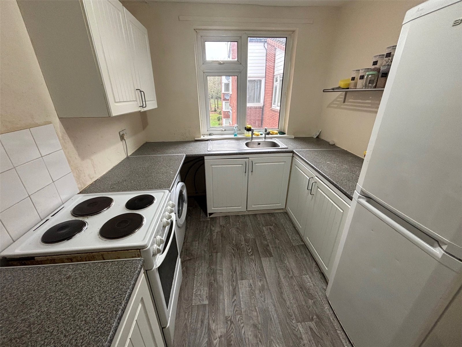 Dalford Court, Hollinswood, Telford, TF3 - DB Roberts