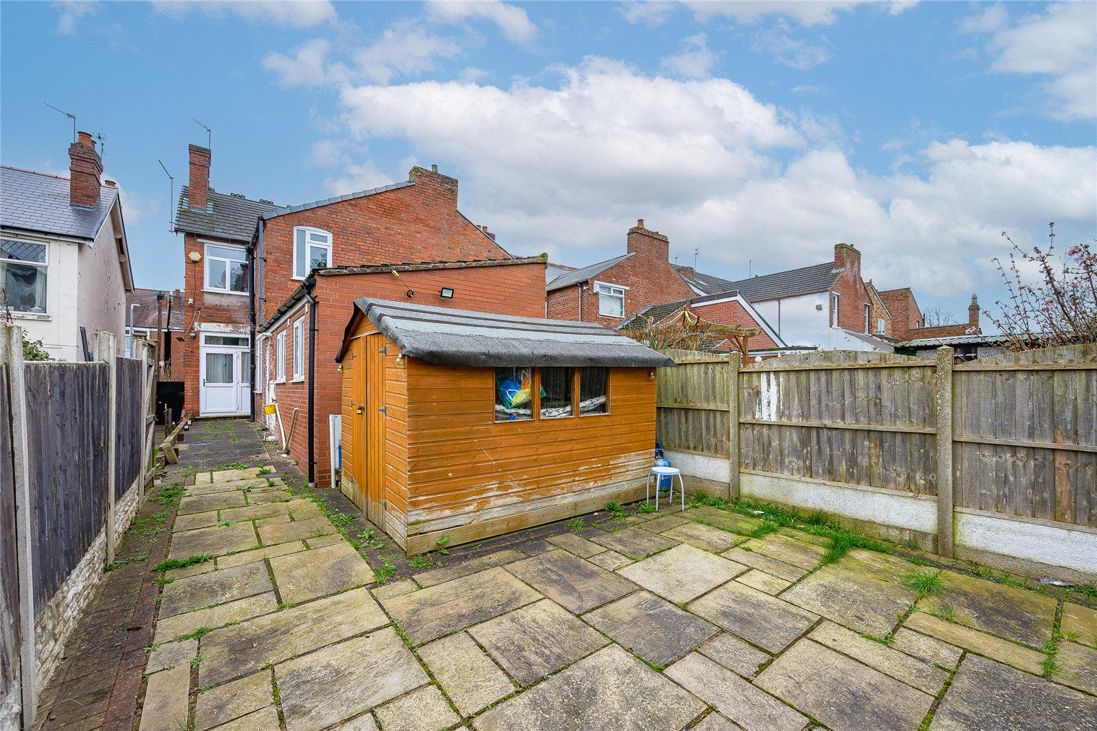 Woodfield Avenue, Penn, Wolverhampton, WV4 - DB Roberts