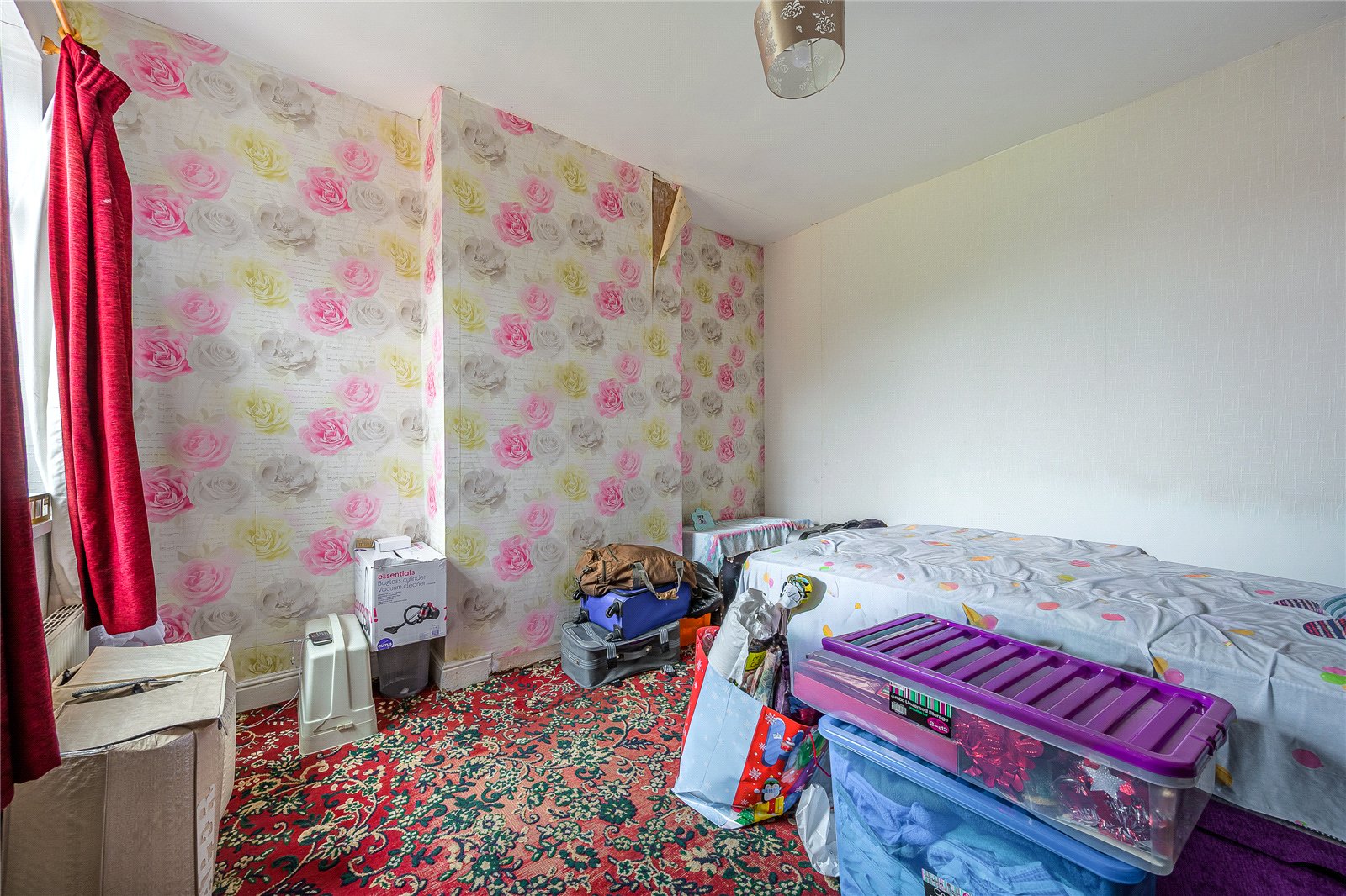 Woodfield Avenue, Penn, Wolverhampton, WV4 - DB Roberts