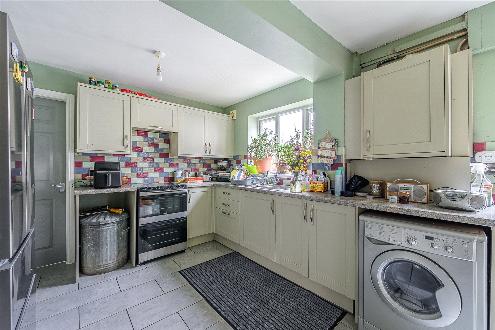 Woodfield Avenue, Penn, Wolverhampton, WV4 - DB Roberts