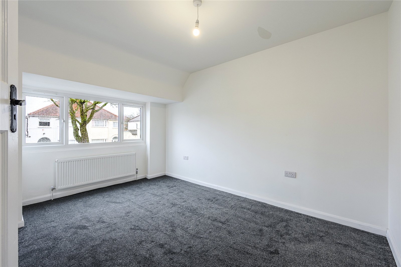 Norbury Road, Fallings Park, Wolverhampton, WV10 - DB Roberts