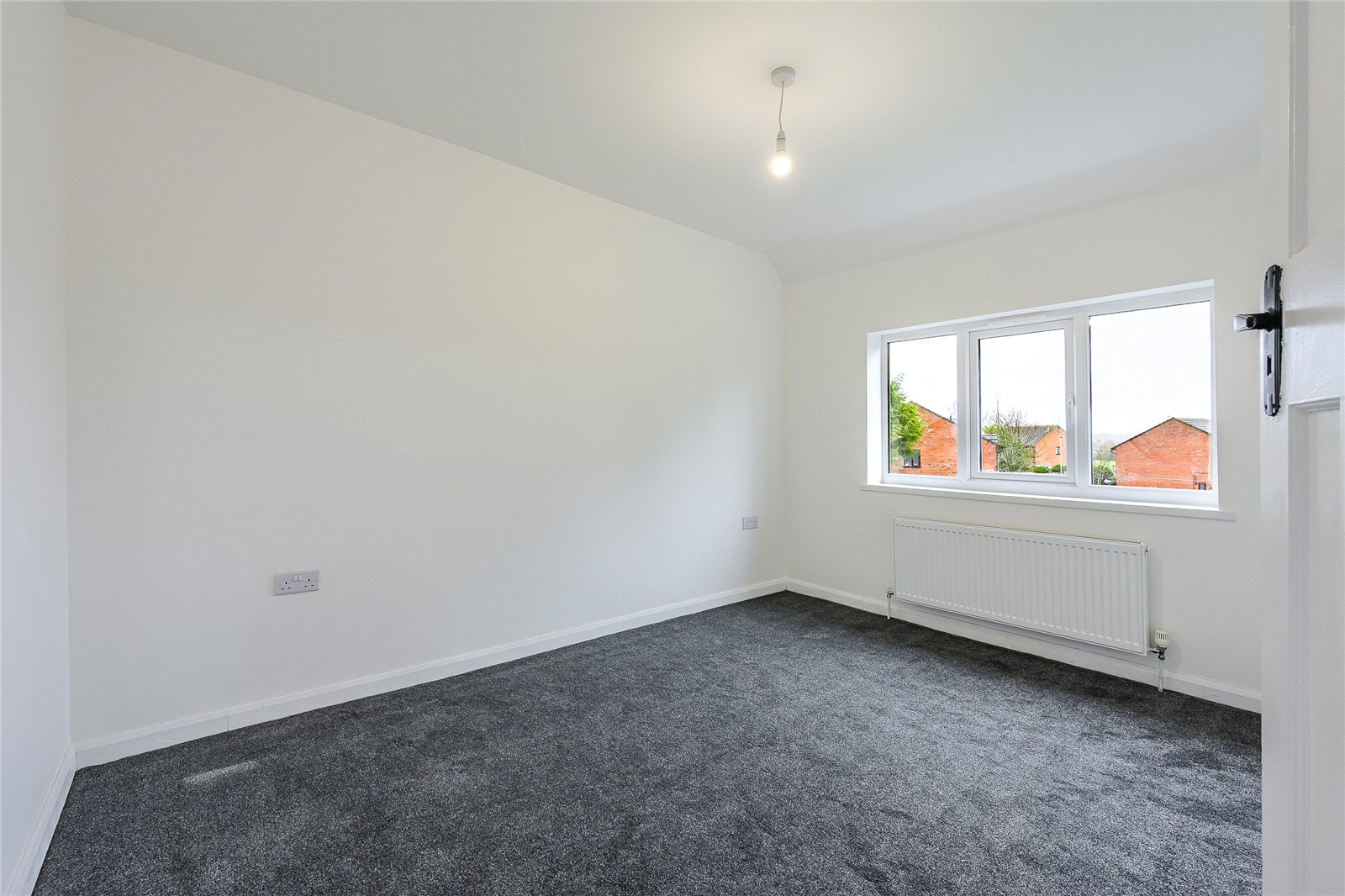 Norbury Road, Fallings Park, Wolverhampton, WV10 - DB Roberts