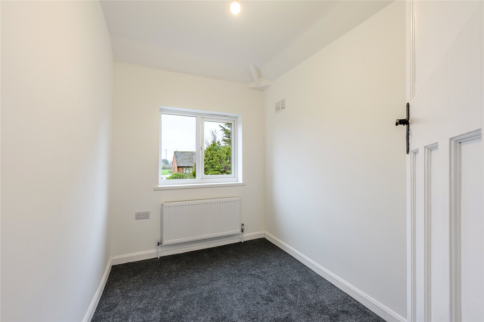 Norbury Road, Fallings Park, Wolverhampton, WV10 - DB Roberts