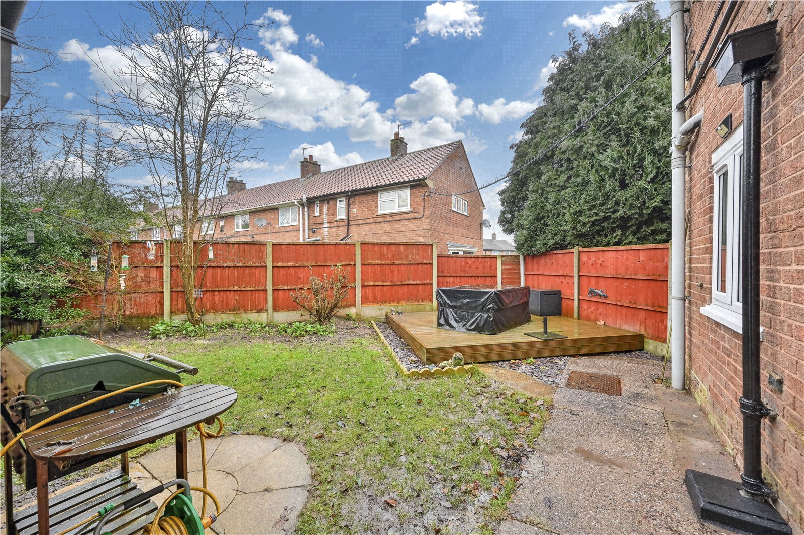 Hesketh Road, Rising Brook, Stafford, ST17 - DB Roberts