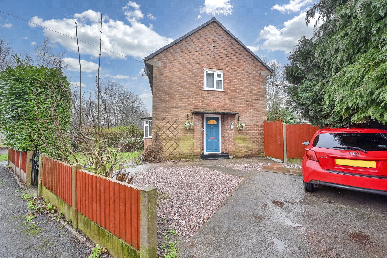Hesketh Road, Rising Brook, Stafford, ST17 - DB Roberts