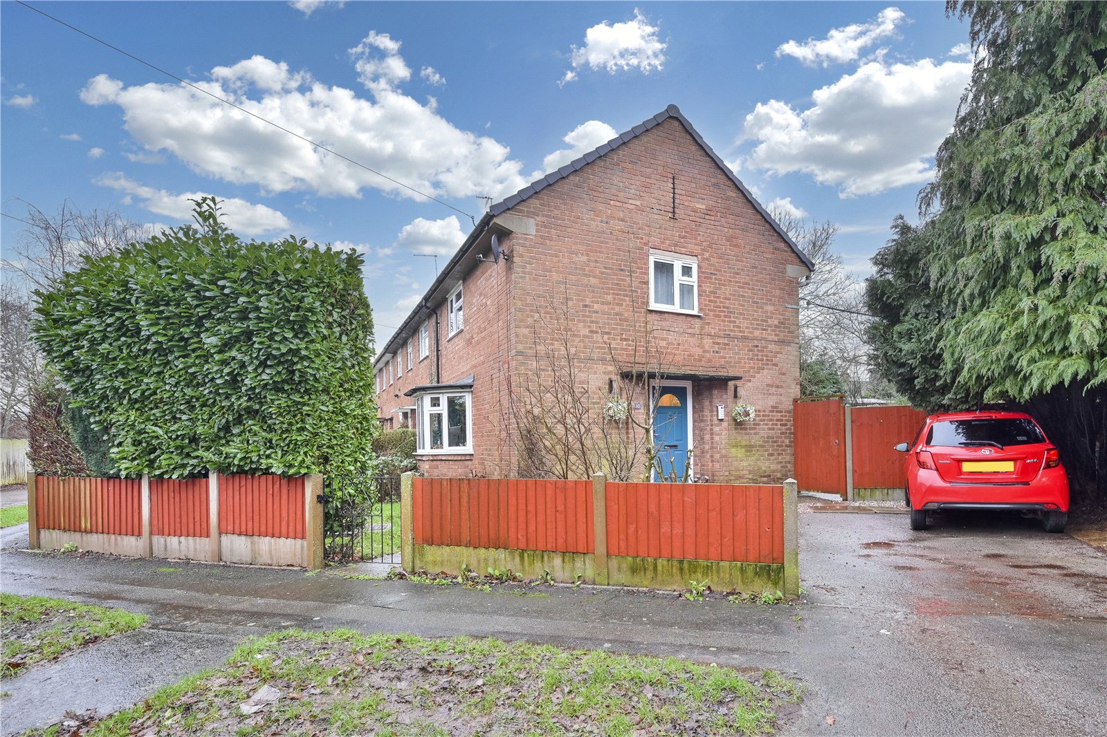 Hesketh Road, Rising Brook, Stafford, ST17 - DB Roberts