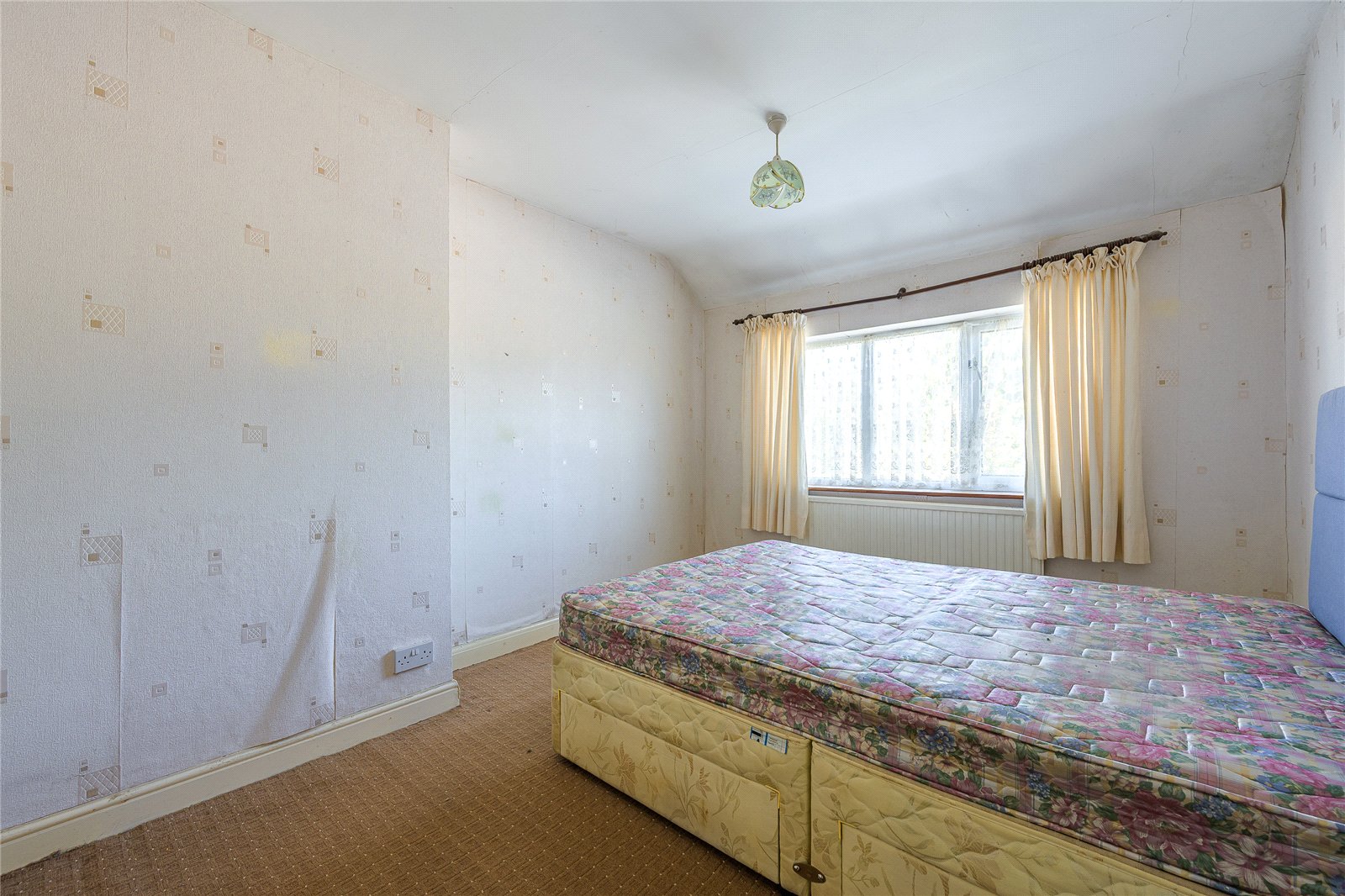 Uplands Avenue, Willenhall, Wolverhampton, WV13 - DB Roberts