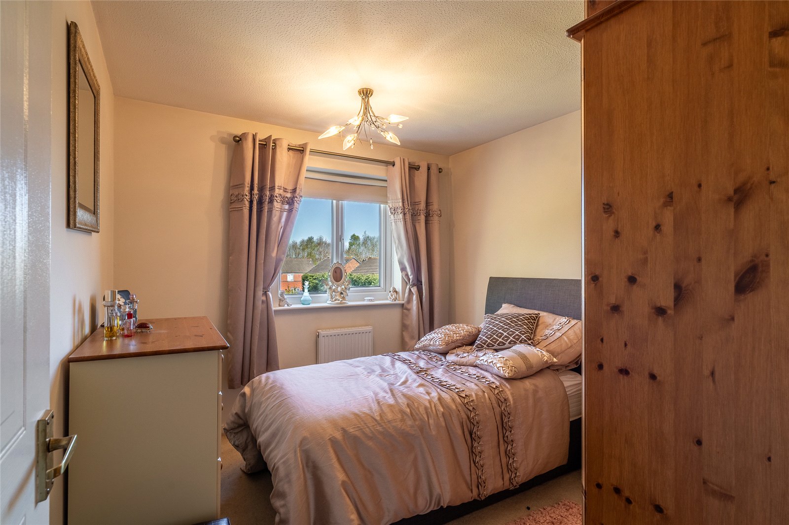 Bluebell Crescent, Wednesfield, Wolverhampton, WV11 - DB Roberts