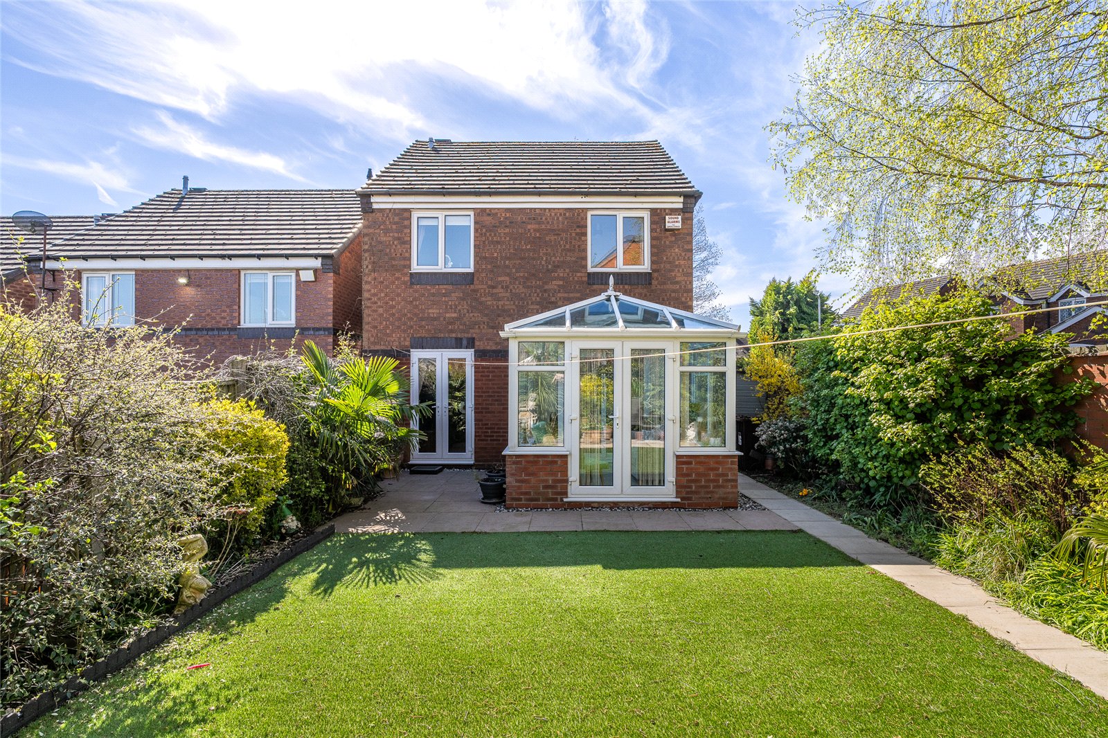 Bluebell Crescent, Wednesfield, Wolverhampton, WV11 - DB Roberts