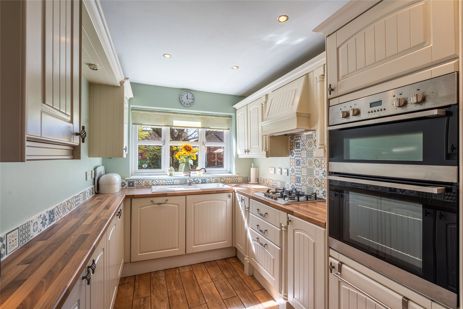Bluebell Crescent, Wednesfield, Wolverhampton, WV11 - DB Roberts