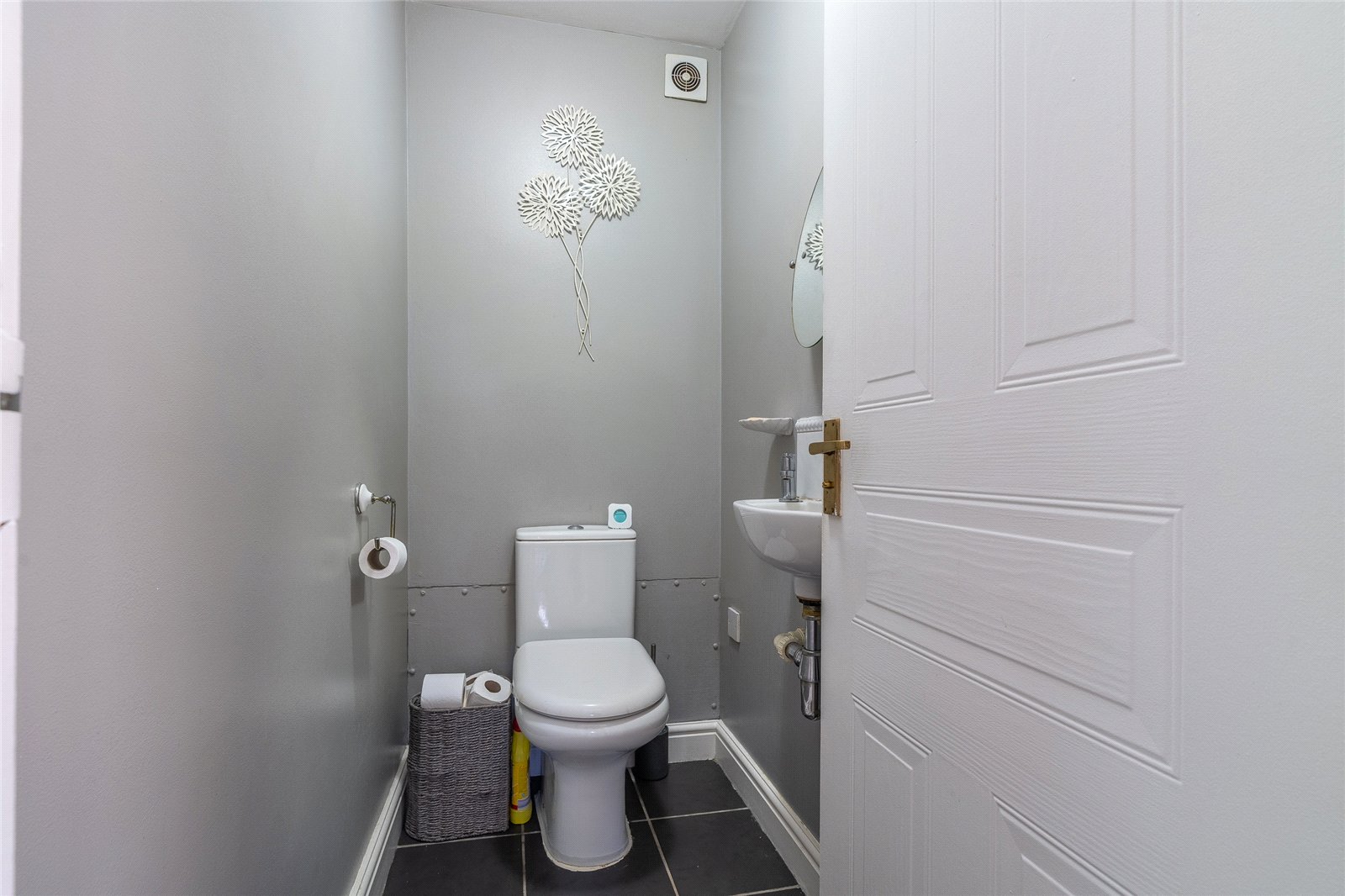 Bluebell Crescent, Wednesfield, Wolverhampton, WV11 - DB Roberts