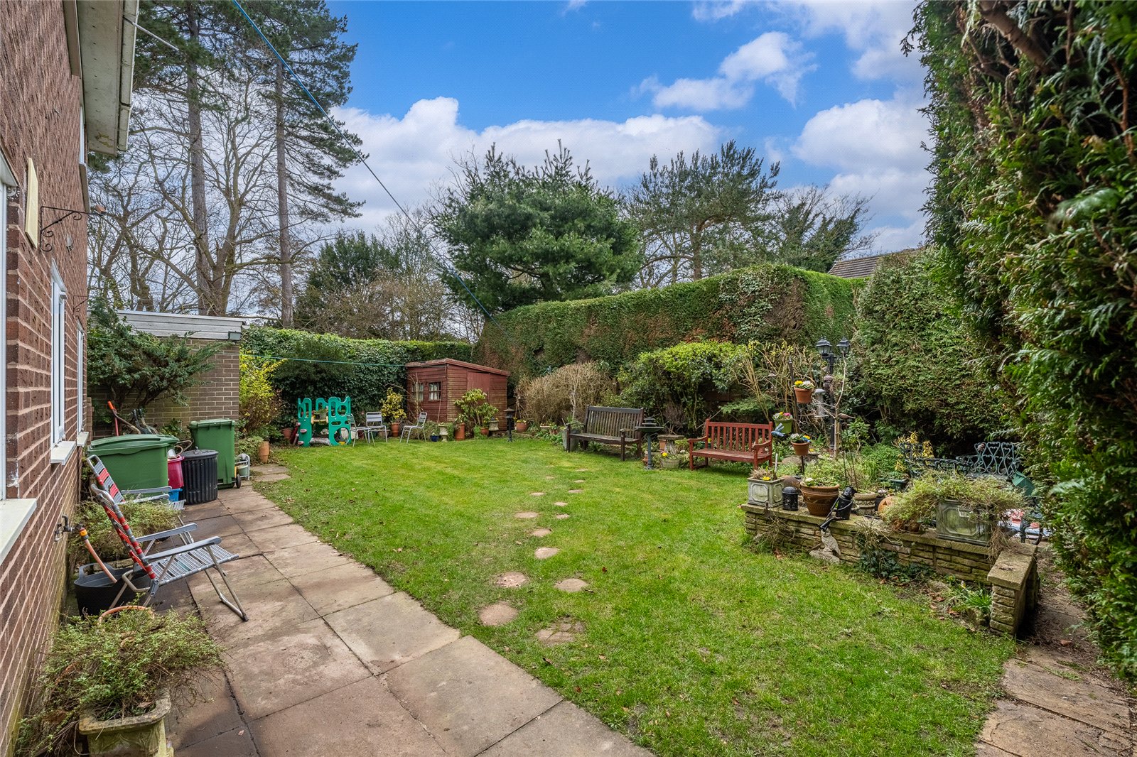 Donnerville Close, Wellington, Telford, TF1 - DB Roberts