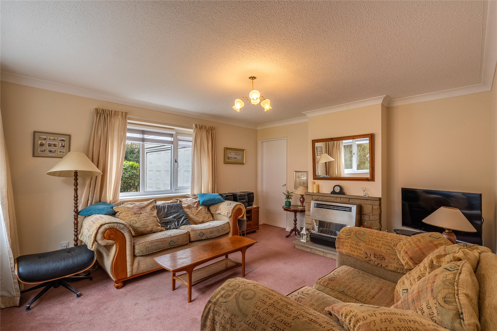 Donnerville Close, Wellington, Telford, TF1 - DB Roberts