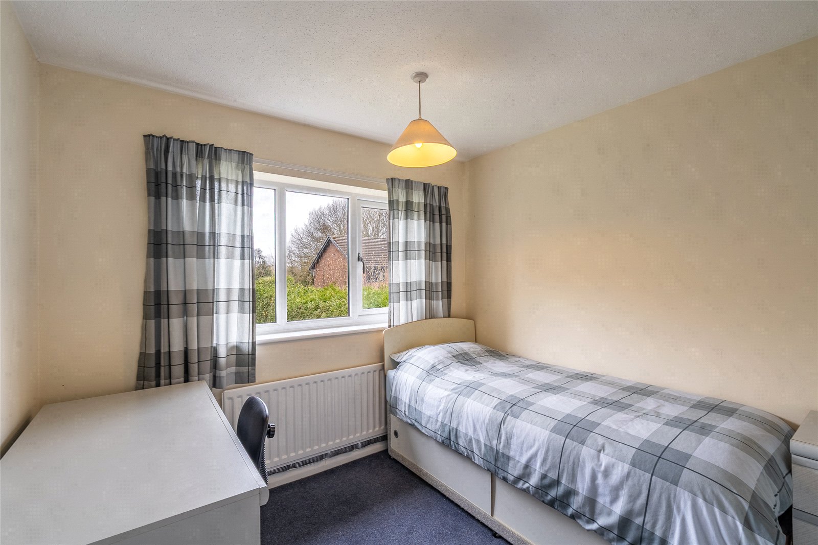 Donnerville Close, Wellington, Telford, TF1 - DB Roberts