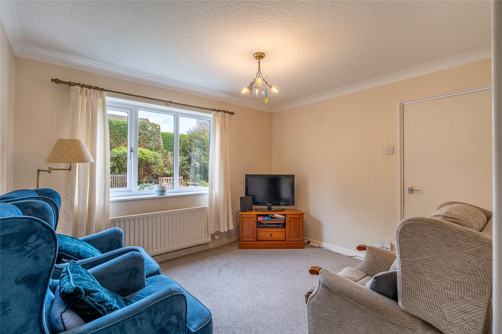 Donnerville Close, Wellington, Telford, TF1 - DB Roberts