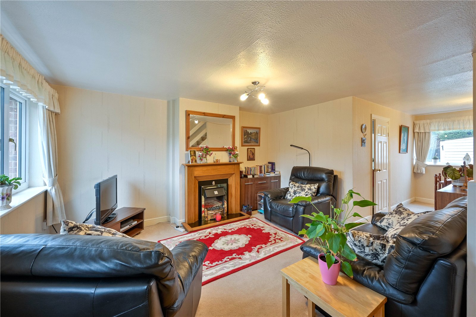 Oldfields Crescent, Great Haywood, Stafford, ST18 - DB Roberts