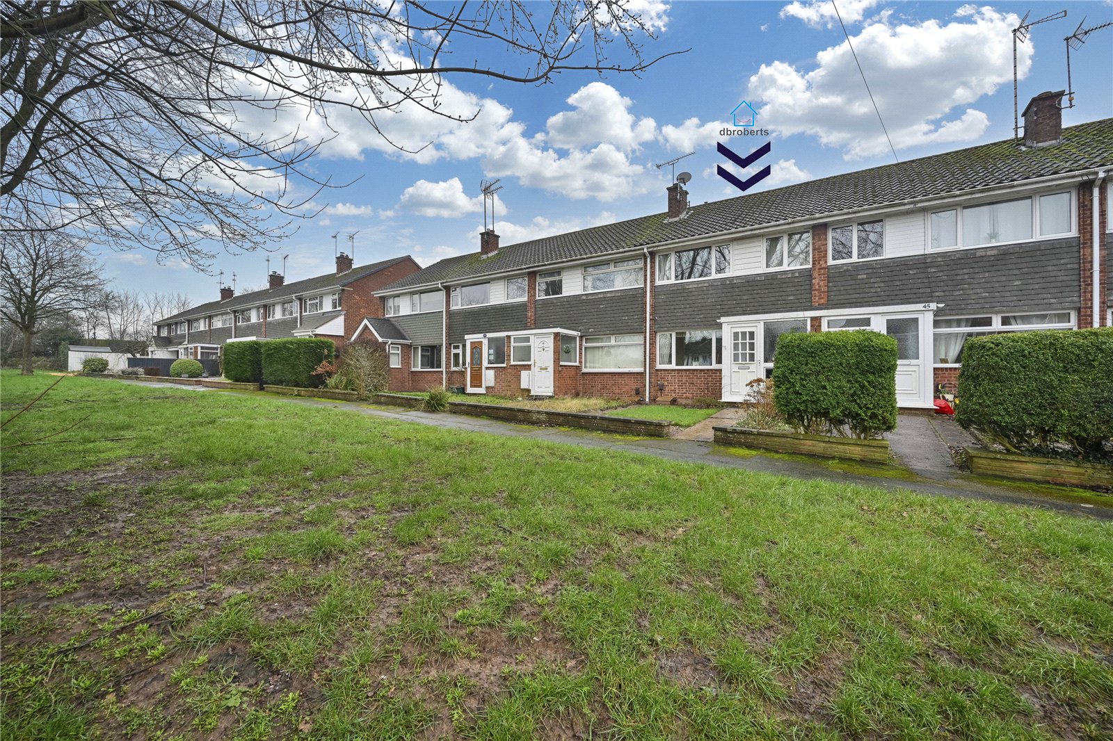 Oldfields Crescent, Great Haywood, Stafford, ST18 - DB Roberts