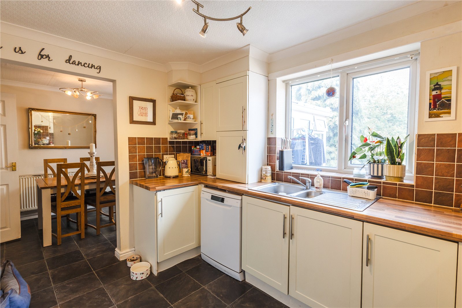 Dickens Road, Trench, Telford, TF2 - DB Roberts