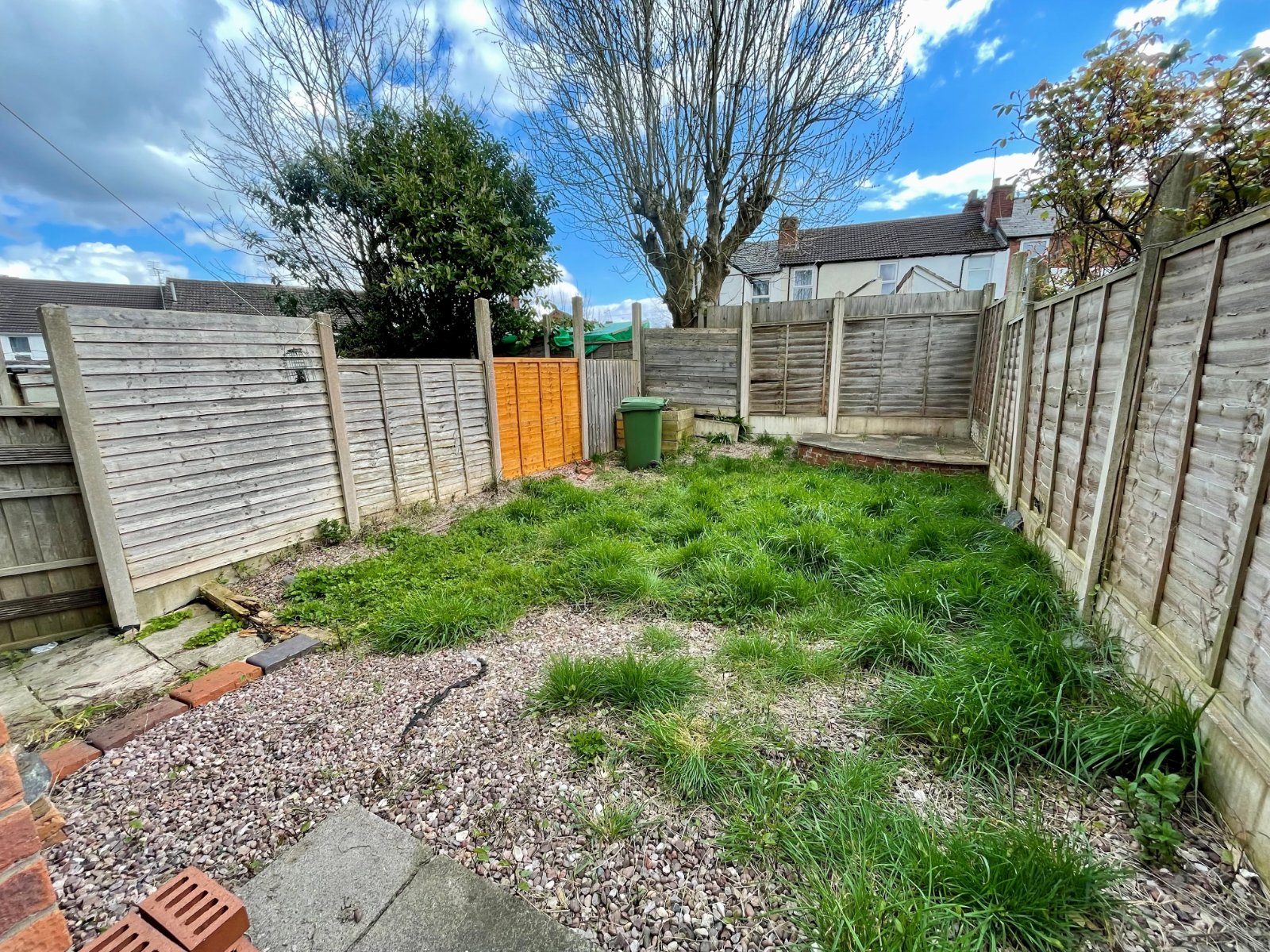 Rayleigh Road, Wolverhampton, West Midlands, WV3 - DB Roberts