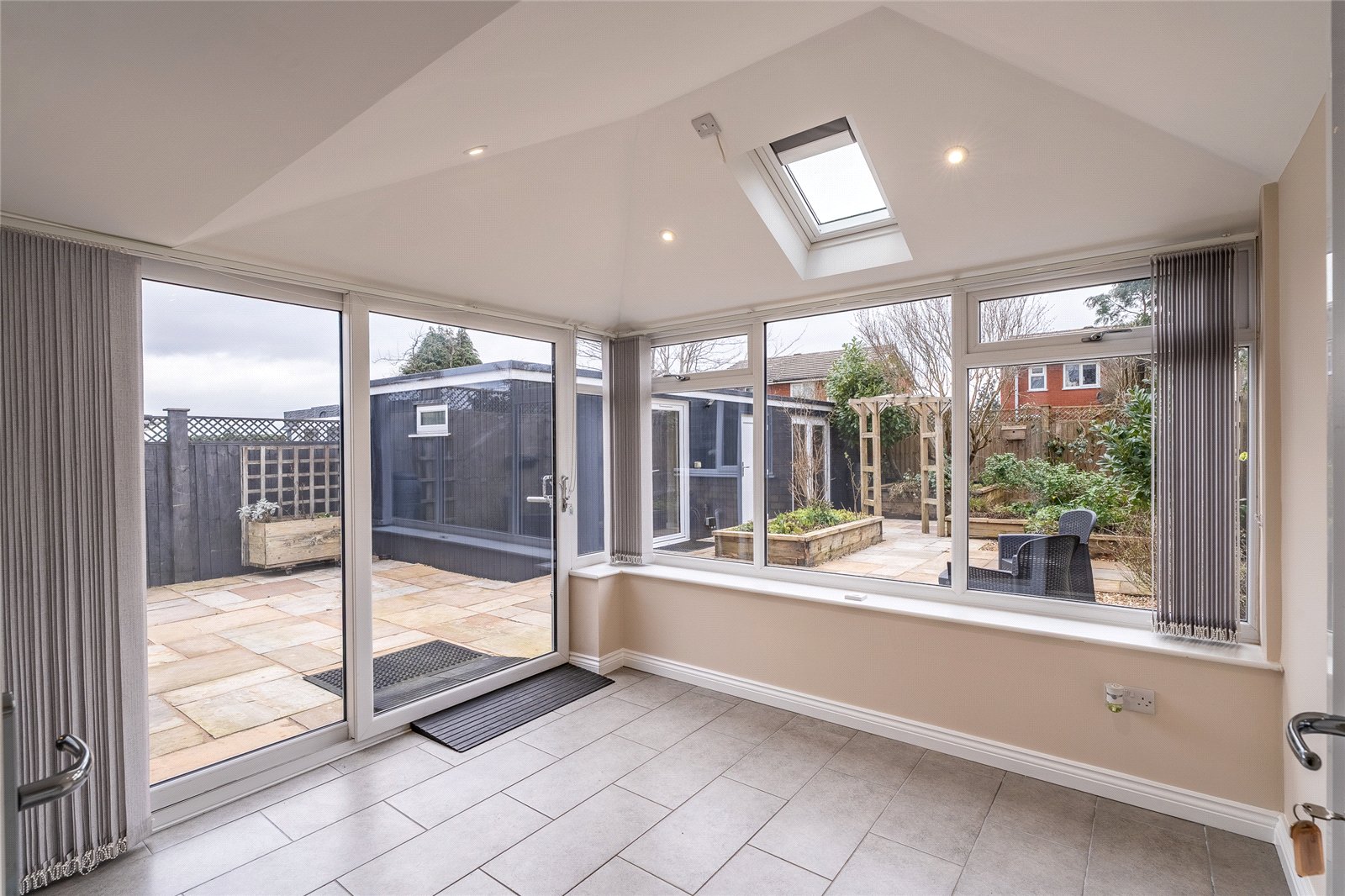 Athol Drive, St. Georges, Telford, TF2 - DB Roberts