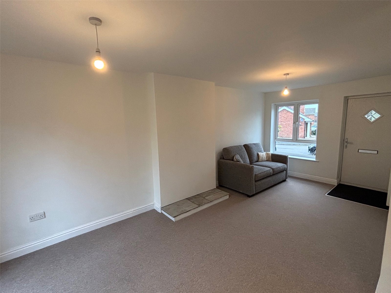 Walker Crescent, St. Georges, Telford, TF2 - DB Roberts